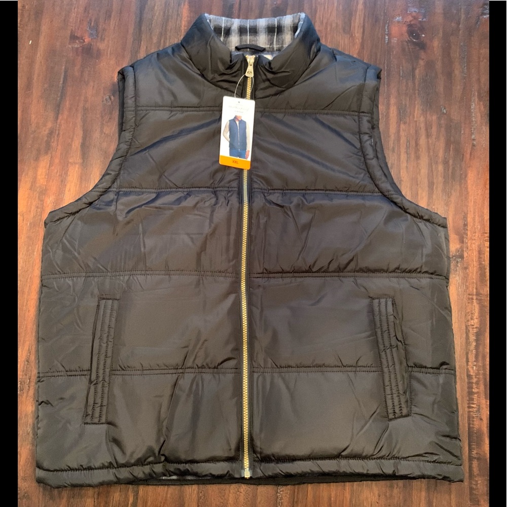 - NWT Weatherproof mens vest with flannel lining Size inside pocket XXL
